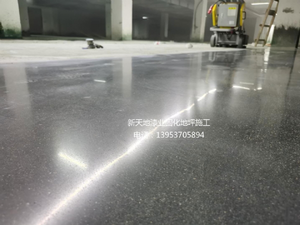 車庫地坪漆施工方案和價格？